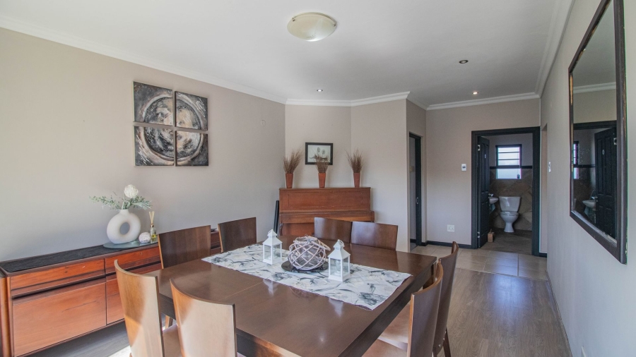4 Bedroom Property for Sale in Blue Bend Eastern Cape